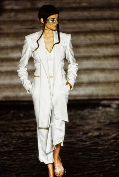 Look 9